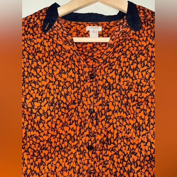 J. Crew Vibrant Orange and Navy Tulip Pattern Women's Button Down Shirt Size XS - Picture 9 of 9